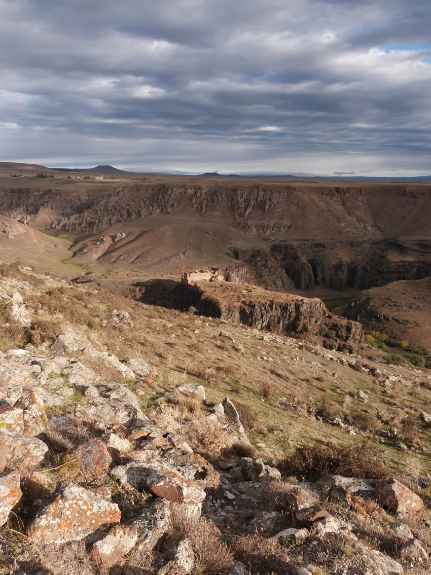 Maghasberd – bagratidien linnoitus Anin lähellä